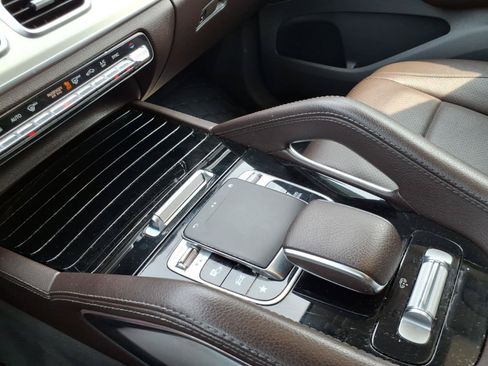 Used 2020 Mercedes-Benz GLS 450 4MATIC image 22
