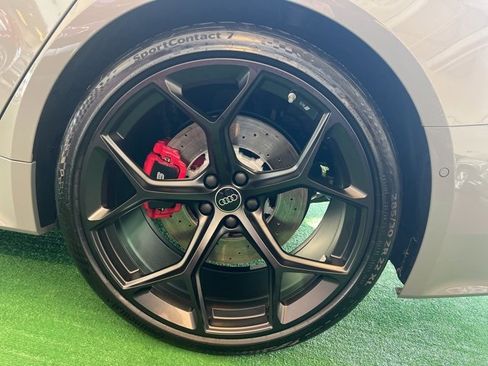 New 2025 Audi RS 6 performance image 6