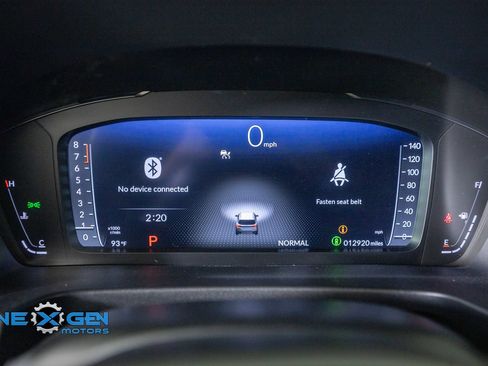 Used 2025 Honda Pilot Elite image 16