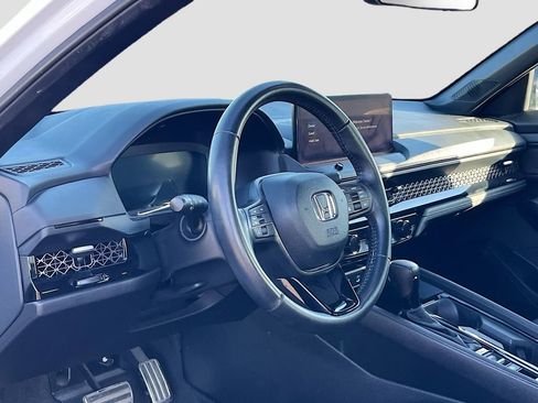 Used 2024 Honda Accord Sport image 9