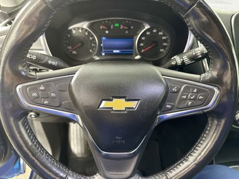 Used 2019 Chevrolet Equinox LT image 19
