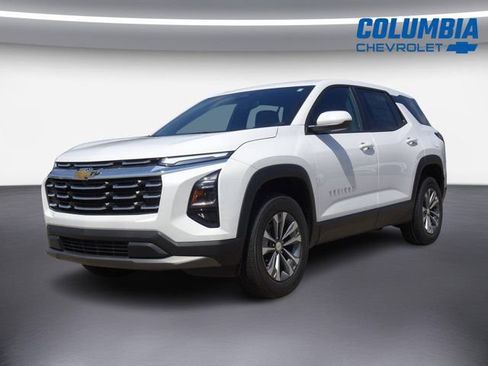 New 2026 Chevrolet Equinox LT w/ LPO, Floor Liner Package FWD image 3