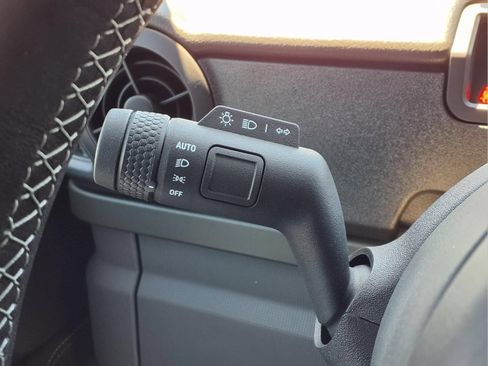 Used 2025 INEOS Grenadier AWD/4WD image 24