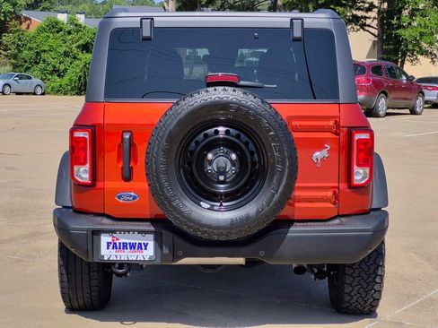 Used 2023 Ford Bronco Black Diamond AWD/4WD image 5