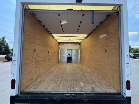 Used 2023 Ford E-450 and Econoline 450 Super Duty w/ Power Windows & Locks Group RWD image 13