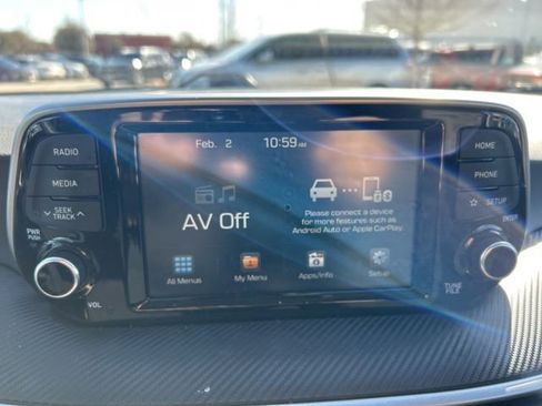 Used 2020 Hyundai Tucson SE image 11