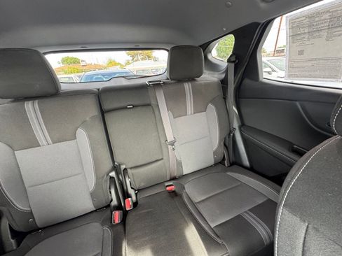 Used 2025 Chevrolet Blazer LT image 37