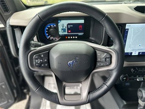 Used 2024 Ford Bronco Wildtrak image 15