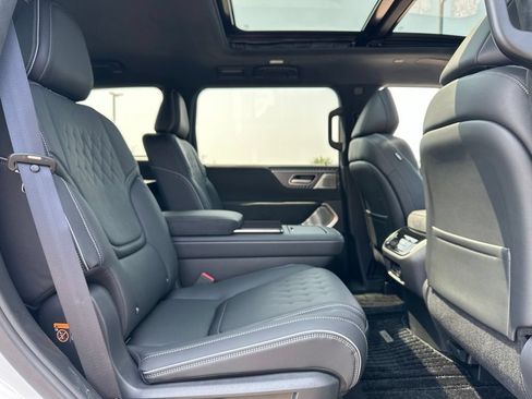New 2027 INFINITI QX80 Autograph AWD/4WD image 24