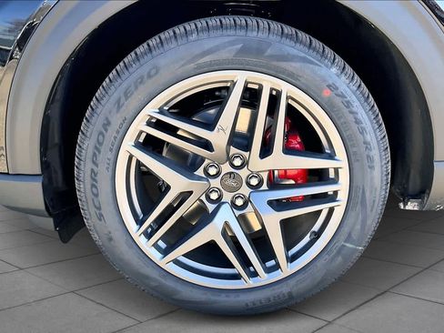 New 2026 Ford Explorer ST image 11