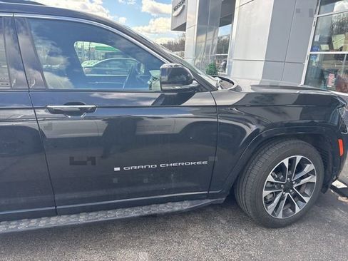 Certified 2023 Jeep Grand Cherokee L Overland image 2