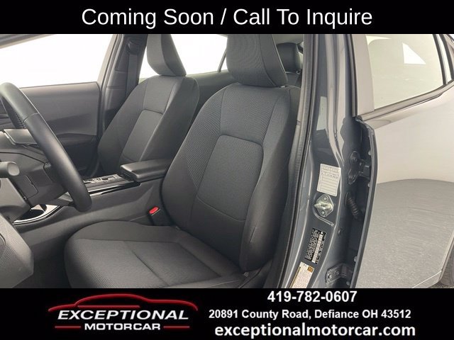 Used 2025 Toyota Prius LE FWD image 33