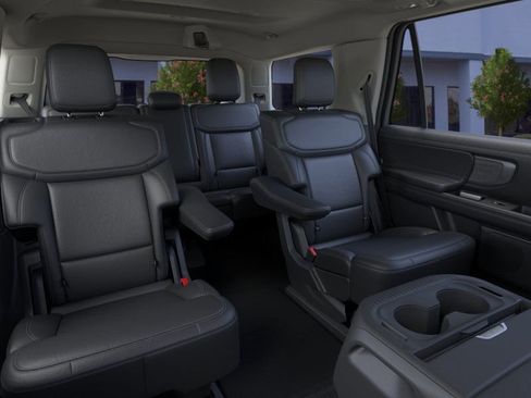 New 2026 Ford Expedition Platinum AWD/4WD image 11