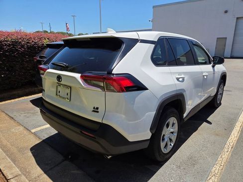 Used 2025 Toyota RAV4 LE AWD/4WD image 9