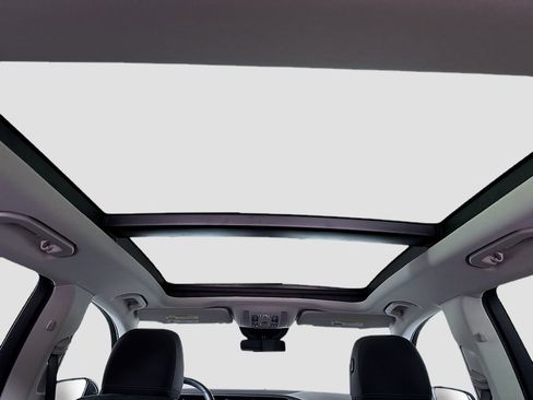 Used 2024 Mercedes-Benz GLE 350 4MATIC w/ Driver Assistance Package image 22