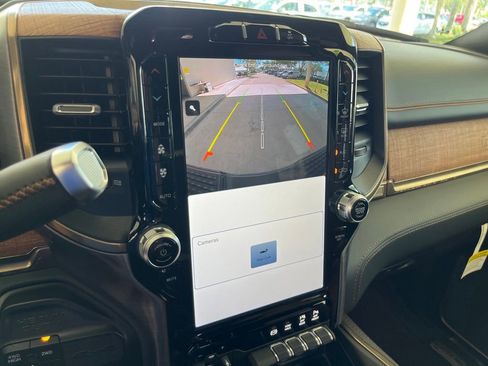 New 2024 RAM 2500 Limited image 10