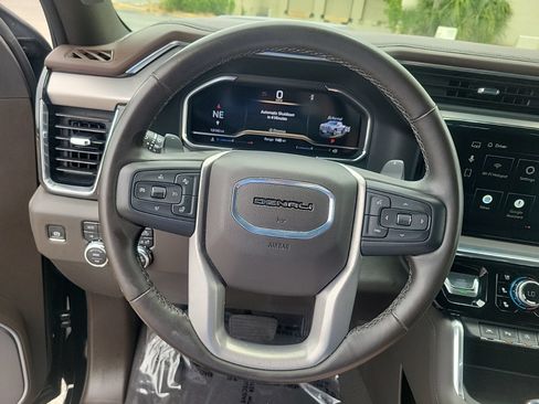 Used 2025 GMC Sierra 1500 Denali w/ Denali Reserve Package AWD/4WD image 26