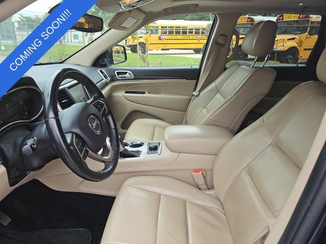 Used 2017 Jeep Grand Cherokee Limited AWD/4WD image 11