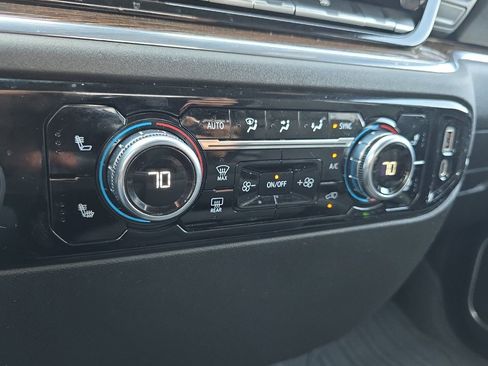 Used 2023 GMC Sierra 1500 Elevation image 26