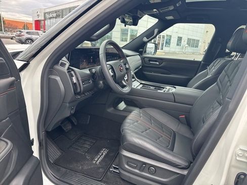 Used 2025 Nissan Armada PRO-4X w/ Pro-4X Premium Package image 21