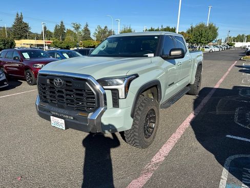 Used 2022 Toyota Tundra SR5 w/ TRD Off-Road Premium Package AWD/4WD image 3