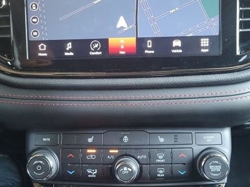 Used 2021 Dodge Durango R/T w/ Tow 'N Go Group image 5