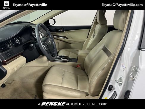 Used 2012 Toyota Camry XLE w/ Leather Pkg FWD image 22