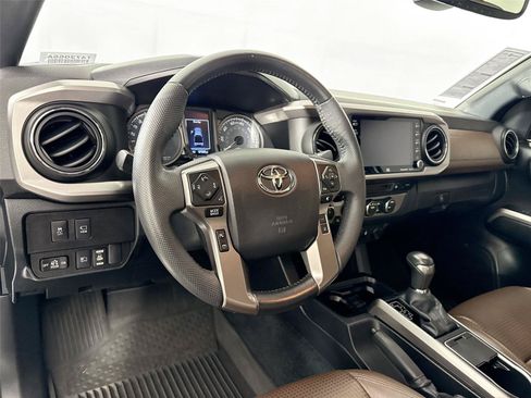 Certified 2022 Toyota Tacoma Limited w/ Black Out Package (TMS) AWD/4WD image 4