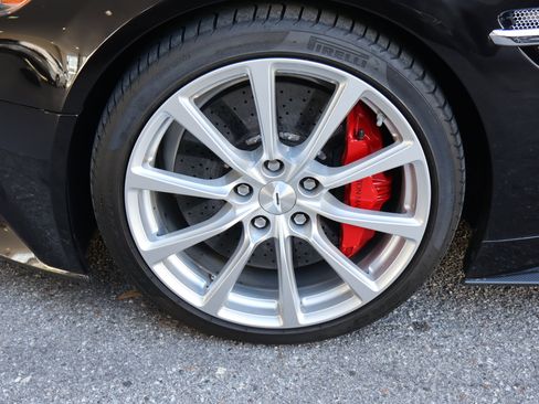 Used 2014 Aston Martin Vanquish Coupe image 13