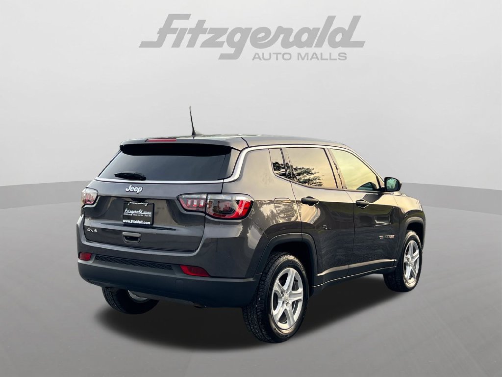Used 2023 Jeep Compass Sport AWD/4WD image 6
