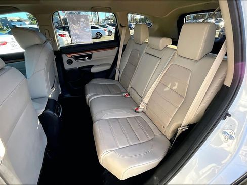 Used 2018 Honda CR-V Touring image 19
