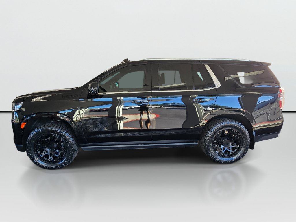 Used 2024 Chevrolet Tahoe High Country AWD/4WD image 2