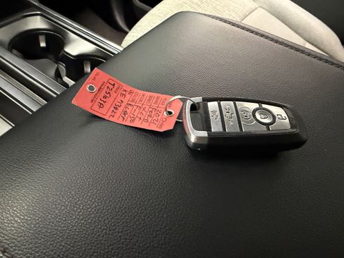 Used 2021 Ford F150 XLT w/ Equipment Group 302A High image 17