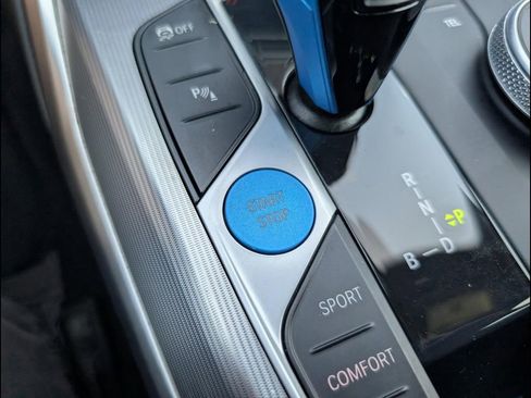 Used 2022 BMW i4 eDrive40 w/ Premium Package image 19