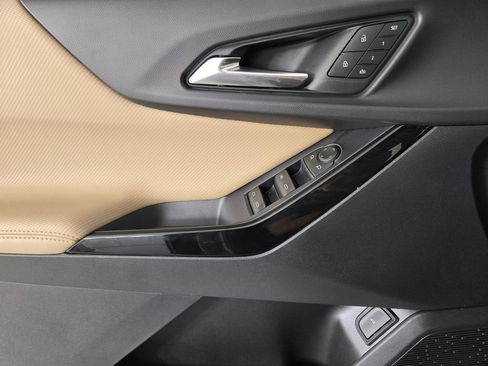 New 2026 Chevrolet Equinox ACTIV w/ Convenience Package III FWD image 23