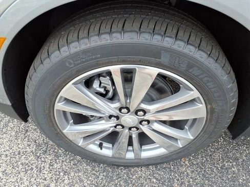 New 2025 Cadillac XT5 Premium Luxury image 12