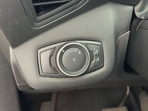 Used 2017 Ford Escape S FWD image 22