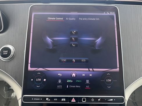 Used 2023 Mercedes-Benz EQE 500 4MATIC SUV w/ Exclusive Trim Package image 19