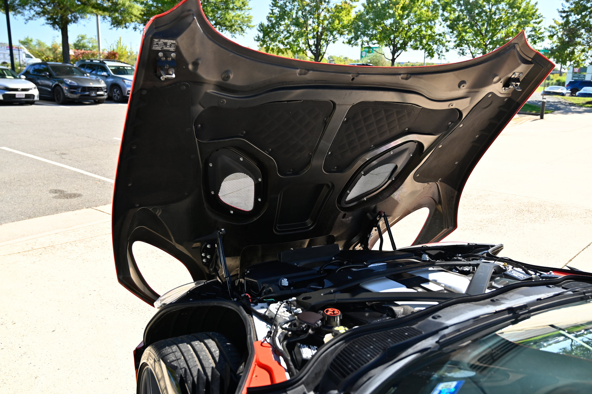 Used 2020 Aston Martin DBS Superleggera RWD image 46