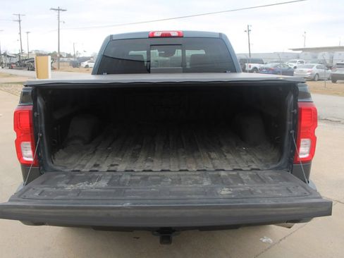 Used 2018 Chevrolet Silverado 1500 High Country AWD/4WD image 7