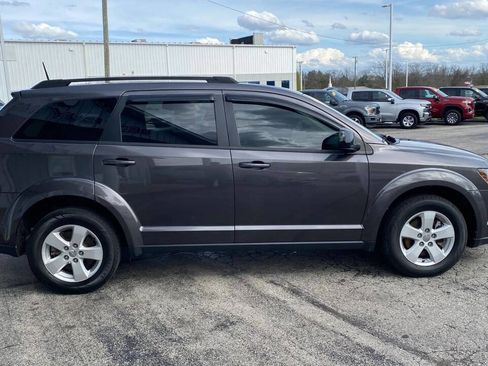 Used 2019 Dodge Journey SE w/ Blacktop Package image 6