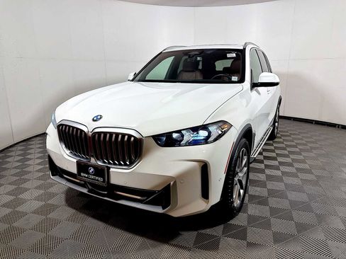 Certified 2024 BMW X5 xDrive40i image 3