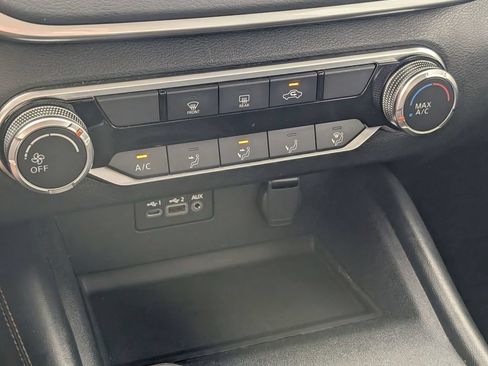 Used 2022 Nissan Altima 2.5 SR FWD image 21