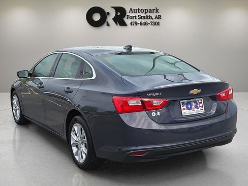 Used 2025 Chevrolet Malibu LT FWD image 4