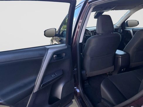 Used 2018 Toyota RAV4 LE w/ All Weather Liner Package AWD/4WD image 14