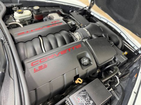 Used 2012 Chevrolet Corvette Convertible w/ 4LT Preferred Equipment Group RWD image 40