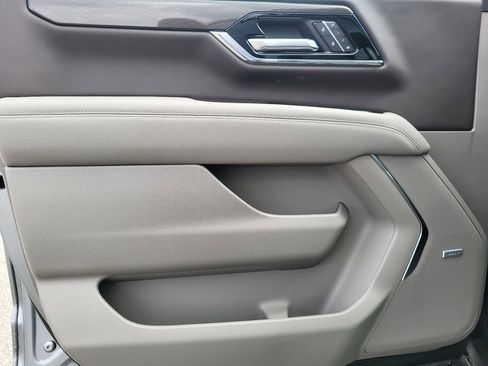 New 2026 GMC Yukon Elevation w/ Elevation Premium Package AWD/4WD image 14