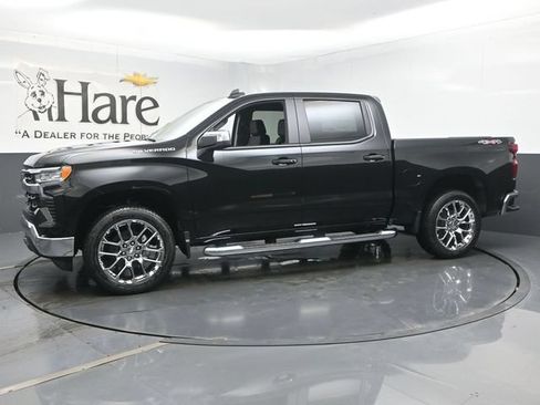 New 2026 Chevrolet Silverado 1500 LT w/ Leather Package AWD/4WD image 10