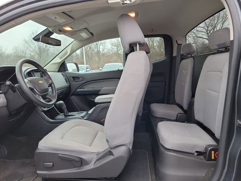 Used 2017 Chevrolet Colorado W/T w/ WT Convenience Package image 18