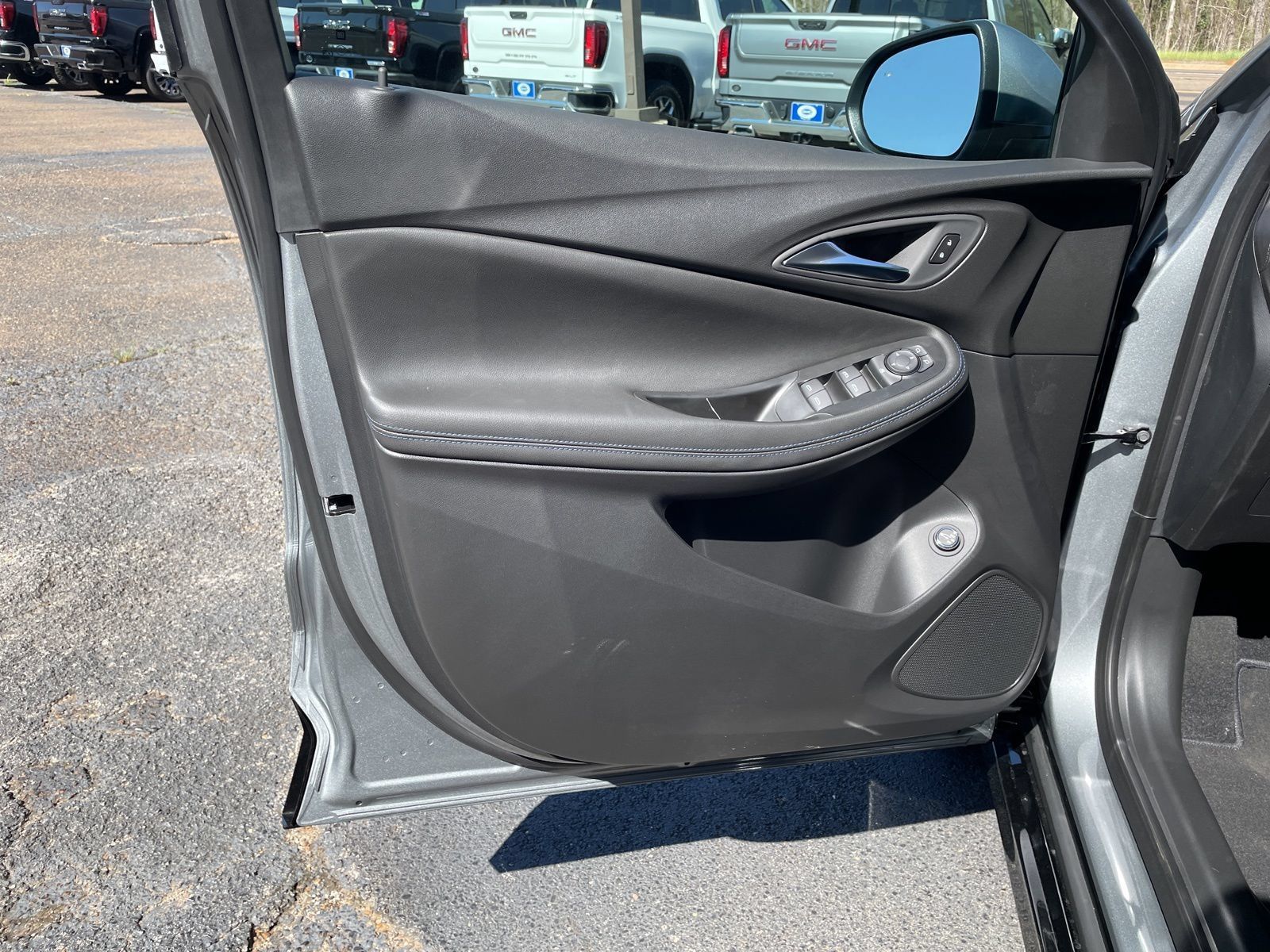 New 2026 Buick Encore GX Sport Touring w/ Comfort Package FWD image 17